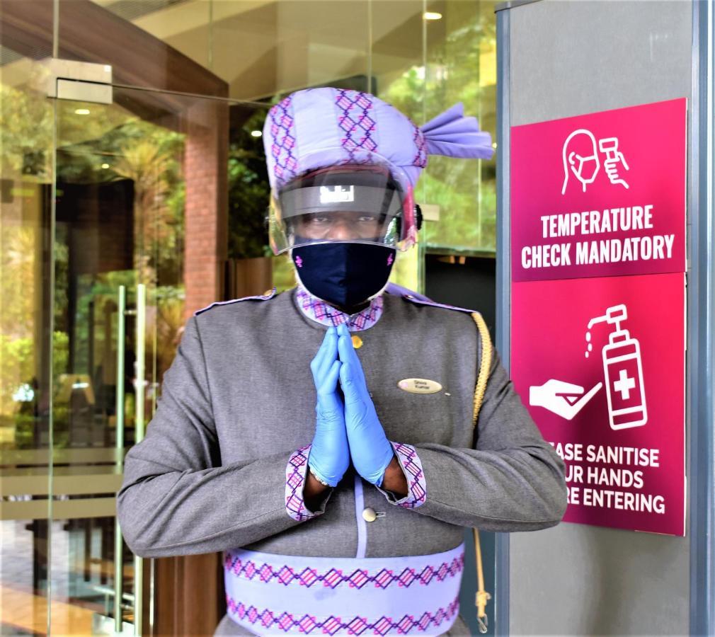 Hotel Royal Orchid Bangalore Exterior photo