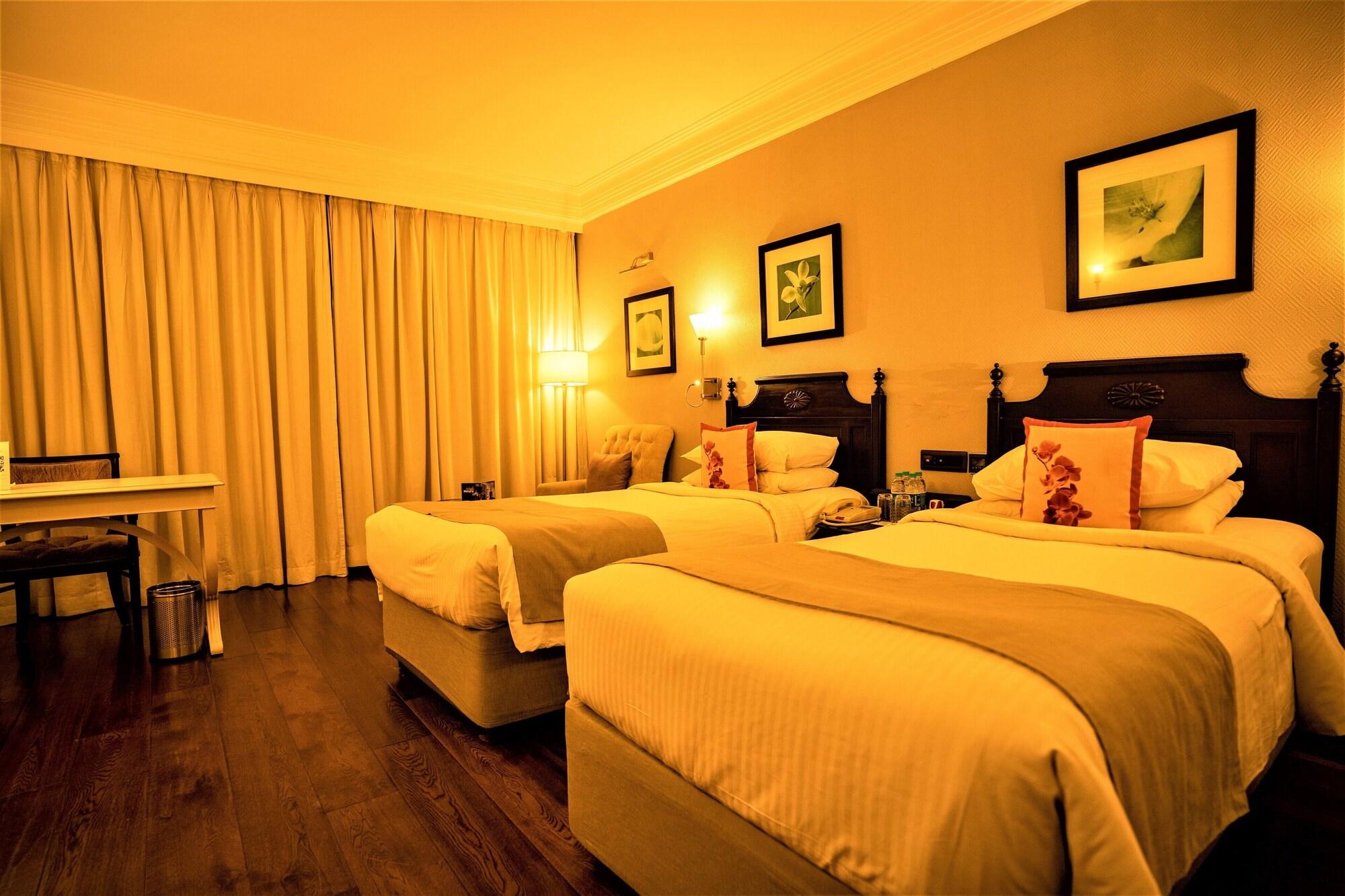 Hotel Royal Orchid Bangalore Exterior photo