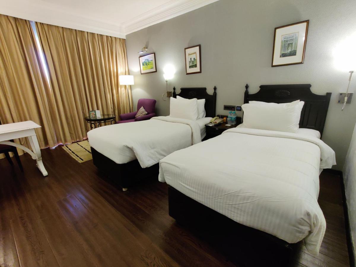 Hotel Royal Orchid Bangalore Exterior photo