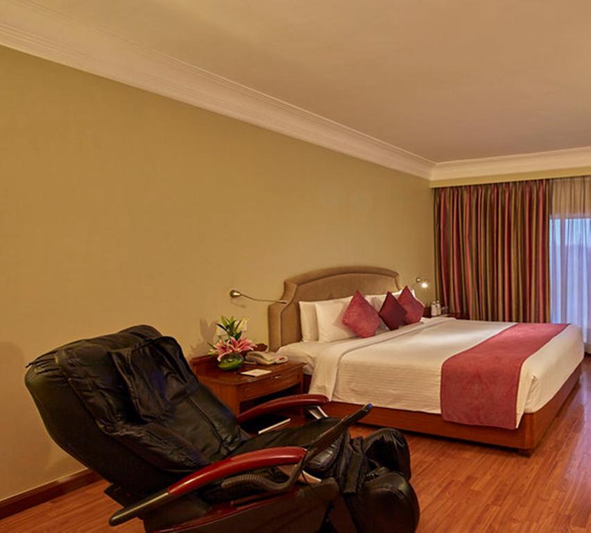 Hotel Royal Orchid Bangalore Exterior photo